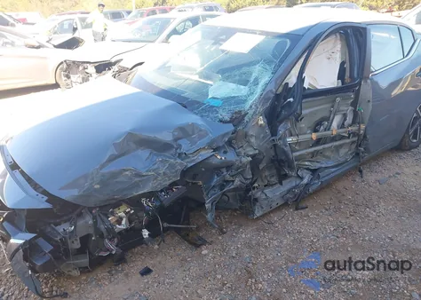 2025 Nissan Sentra Sv z USA, uszkodzony, nr VIN 3N1AB8CV6SY328510